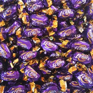 A toffee sweet with a soft, chewy caramel exterior and a rich Cadbury milk chocolate centre.